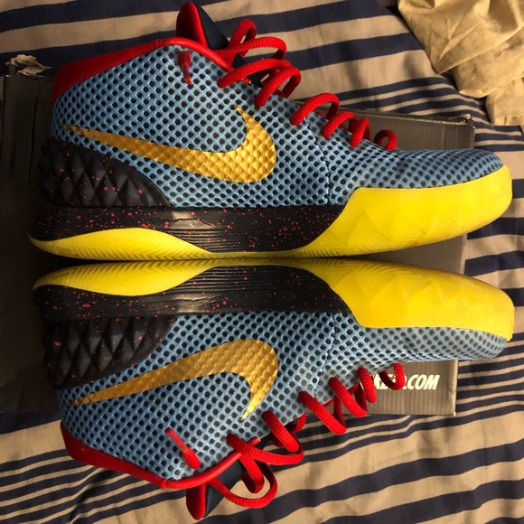 Nike Kyrie 1 ID - Picture 2 of 5